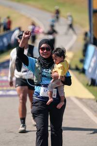 BIB: 
                            <button type="button" onclick="openModal(27298934)" class="btn btn-primary btn-sm float-right btn-popup" data-toggle="modal" data-target=".modal-high-quality">
                        <i class="fas fa-shopping-cart"></i> Add to Cart
                    </button>
                                            <button type="button" onclick="isThisMe(27298934, true)" class="btn btn-success btn-sm float-right btn-popup btn-isme hidden" data-toggle="tooltip" data-placement="bottom" title="นี่คือรูปของคุณใช่ไหม คลิกที่นี่เพื่อเอาเข้าอัลบั้ม">
                        <i class="fas fa-plus"></i> Add to album
                    </button>
                    <button type="button" onclick="isThisMe(27298934, false)" class="btn btn-warning btn-sm float-right btn-popup btn-isnotme hidden">
                        <i class="fas fa-ban"></i> Remove from album
                    </button>